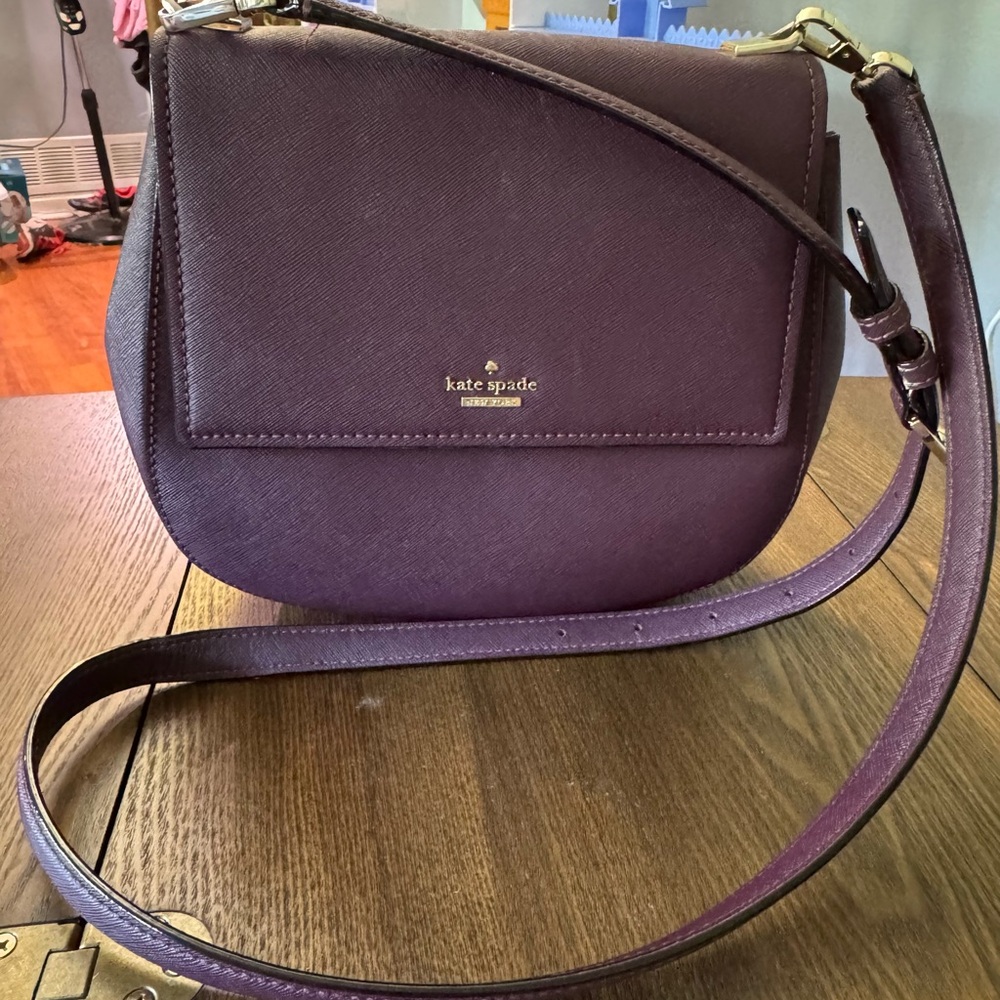 Kate Spade Crossbody Bag. Super cute cross body, just a little too small for me.